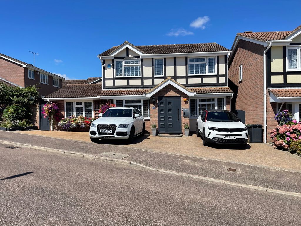 Property photo 1 of 17