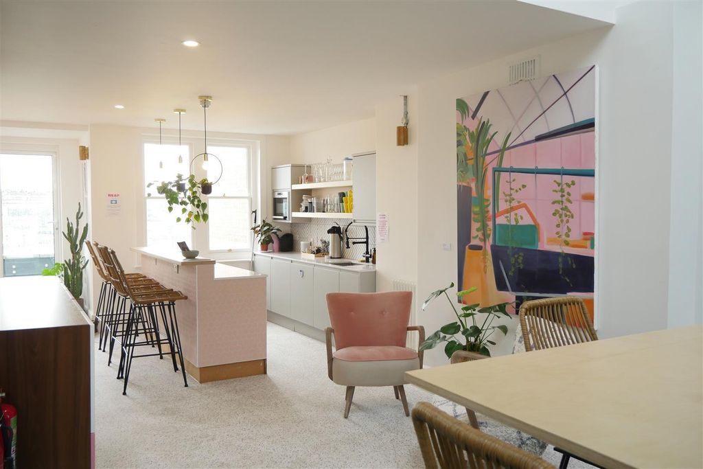 Property photo 3 of 5 Rtddom4Zfkm6Xiyevfc8-G.Jpg
