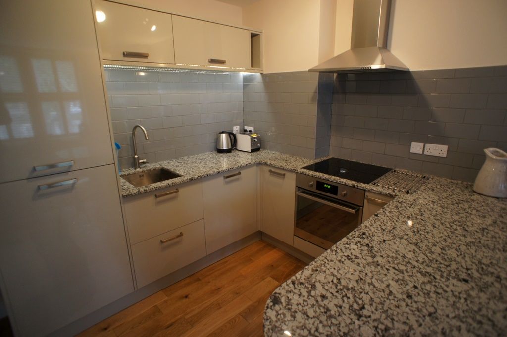 Property photo 3 of 4