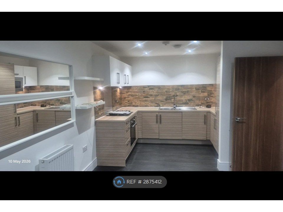 Property photo 1 of 9 Kitchen