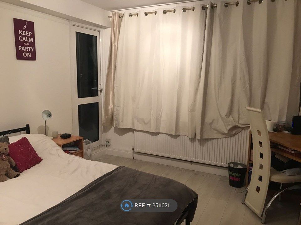 Property photo 2 of 11 Bedroom 1 - Balcony Access