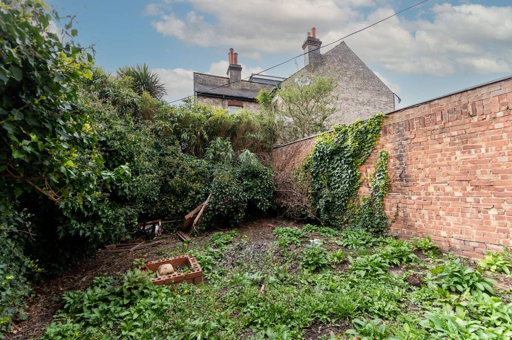 Property photo 2 of 2