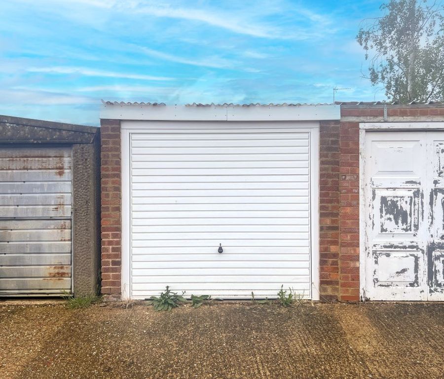 Property photo 1 of 1