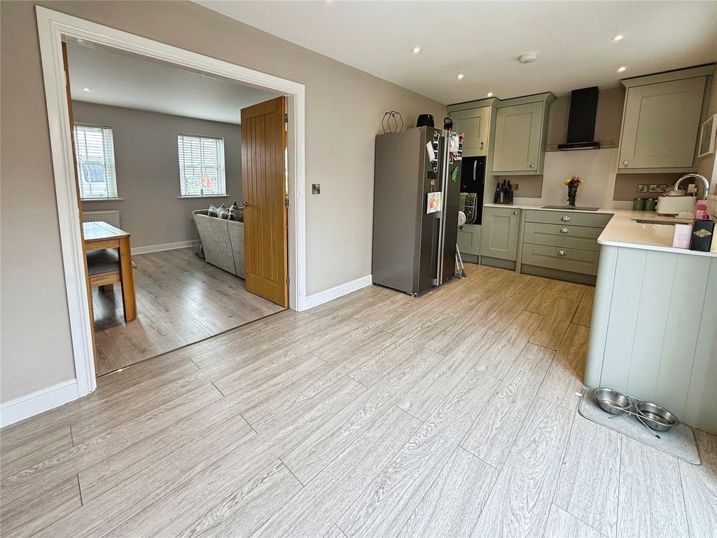 Property photo 3 of 21 Kitchen-Diner