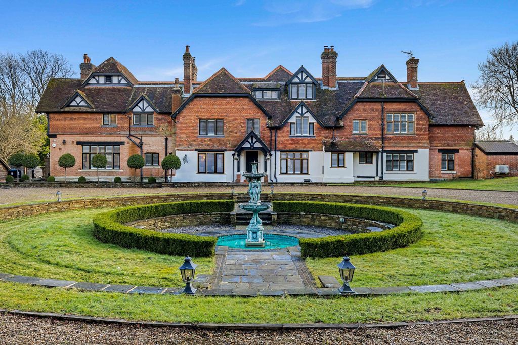 Property photo 3 of 41