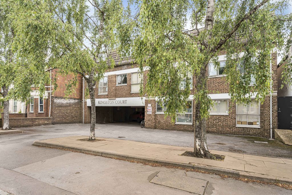 Property photo 1 of 7
