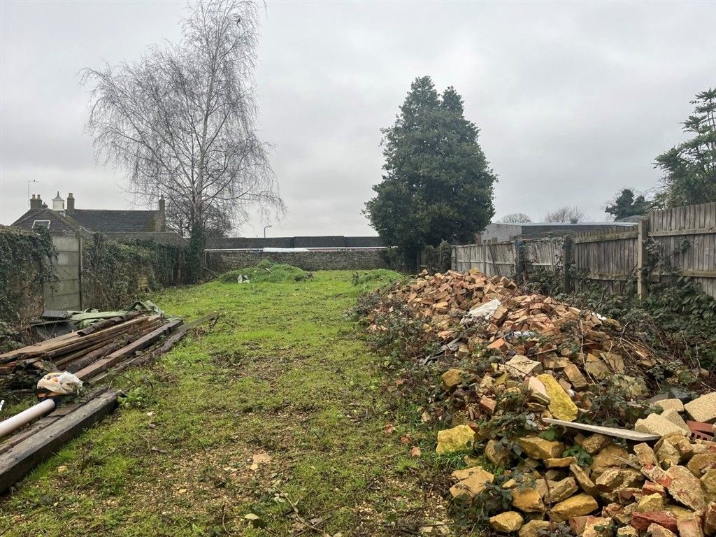 Property photo 2 of 7