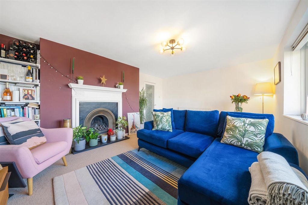 Property photo 1 of 14