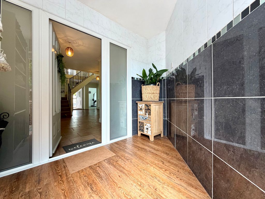 Additional image 15 of 5 bed detached house for saleLakeside Gardens, Merthyr Tydfil CF48
