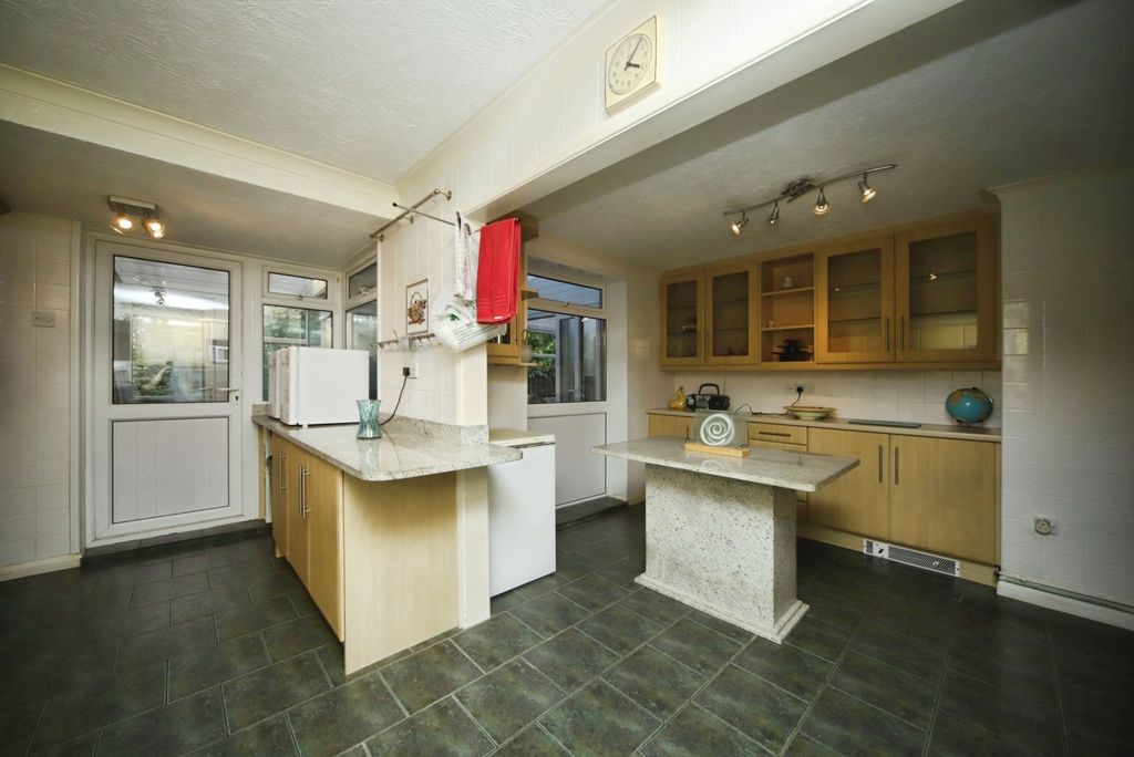 Property photo 3 of 22 Photo