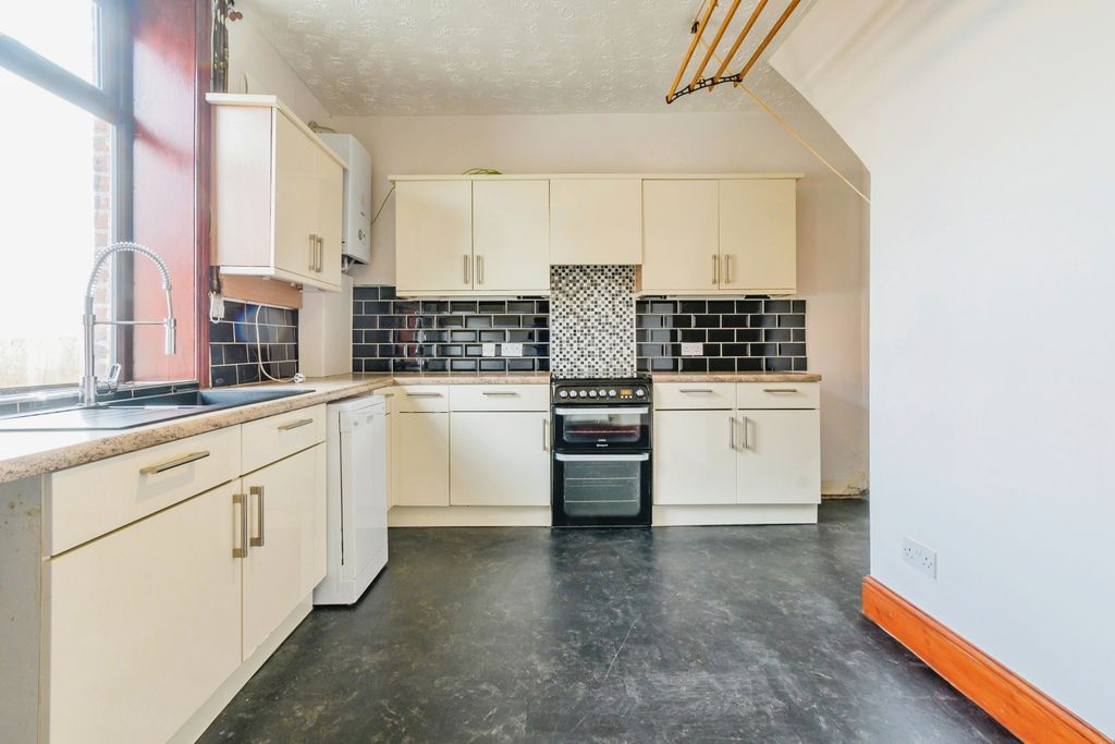 Property photo 3 of 14 Photography