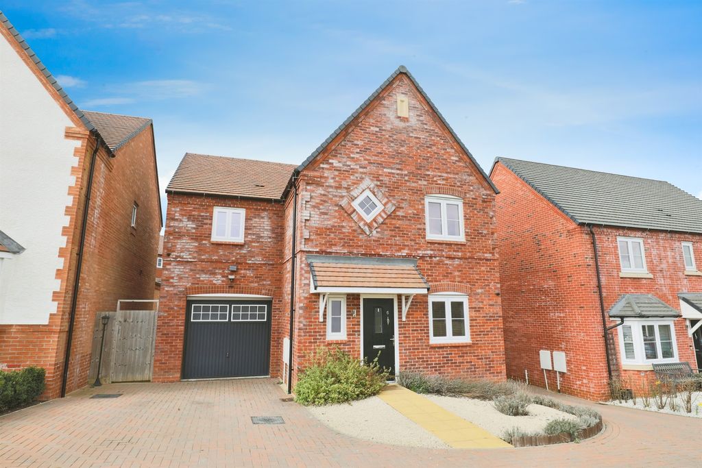 Property photo 1 of 16