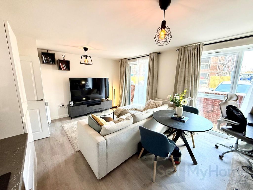 Property photo 3 of 14 Lounge 1.Jpg