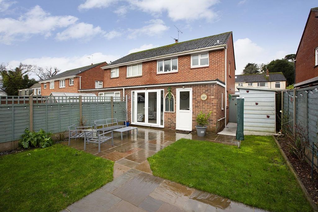 Property photo 2 of 18
