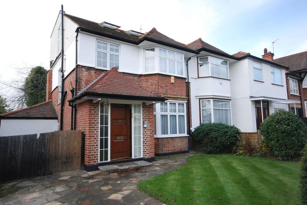 Property photo 1 of 12 Five Bed Semi With Lots Of Approved Planning