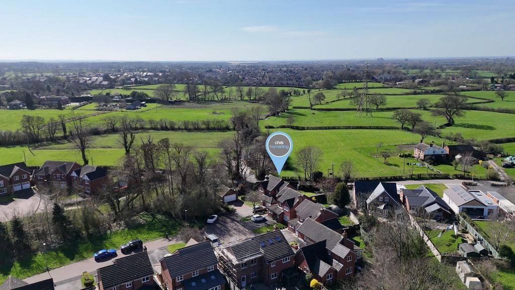 Property photo 3 of 39