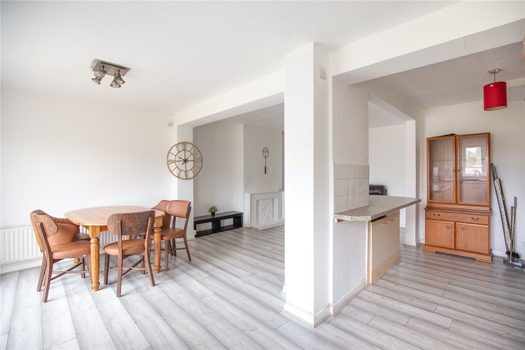 Property photo 3 of 18 Picture No. 08