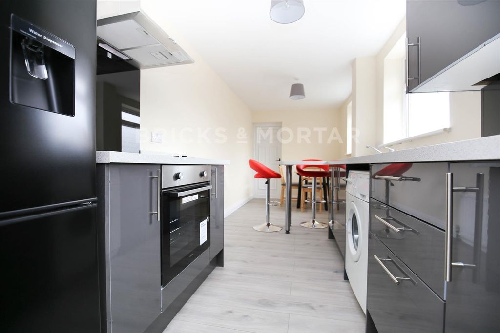 Property photo 1 of 11 Hvdq20Vmft0Ltx9Jogebdy8_B54.Jpg