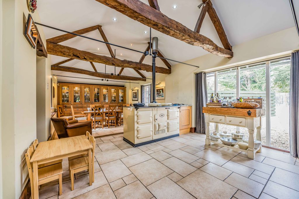 Property photo 3 of 70
