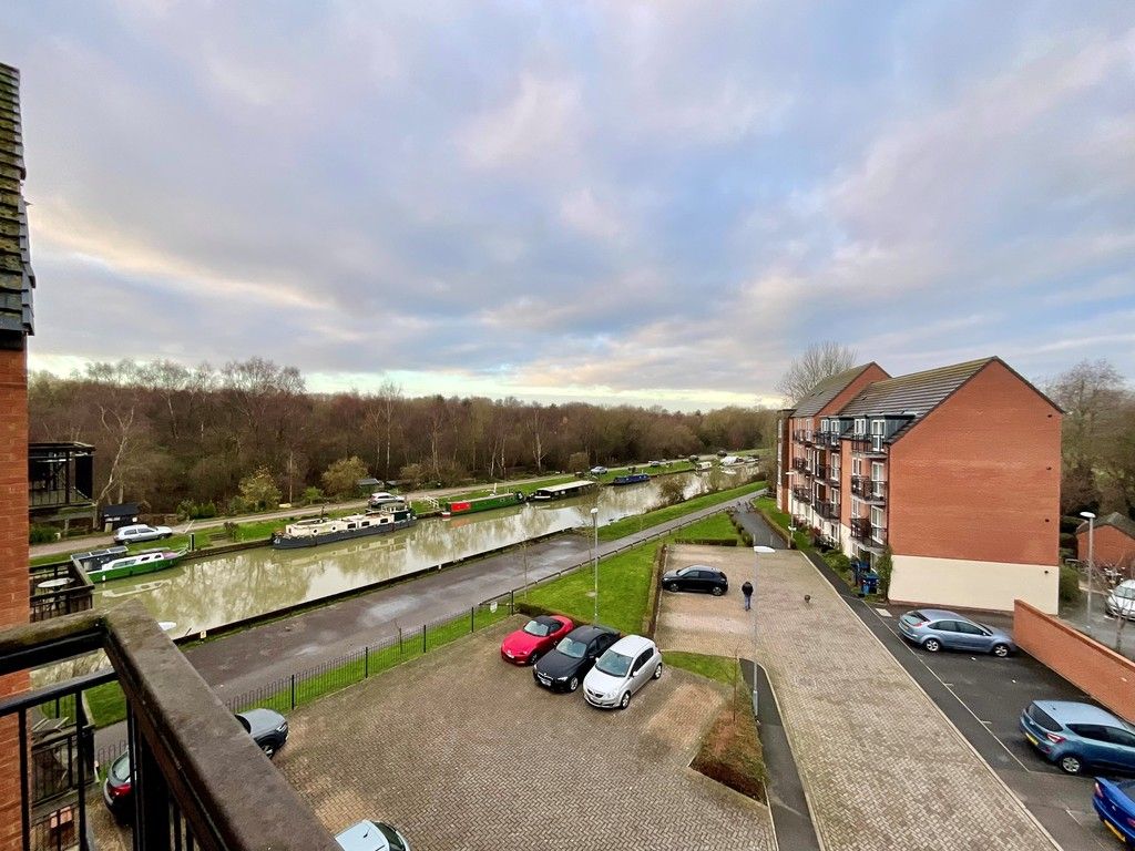 Property photo 2 of 10 Img_14260_6_Large