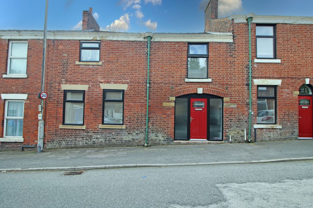 Property photo 1 of 13