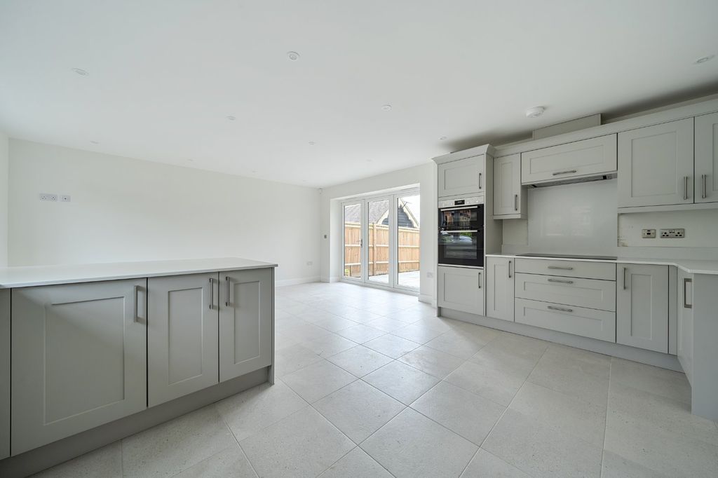 Property photo 3 of 17 Picture No. 68