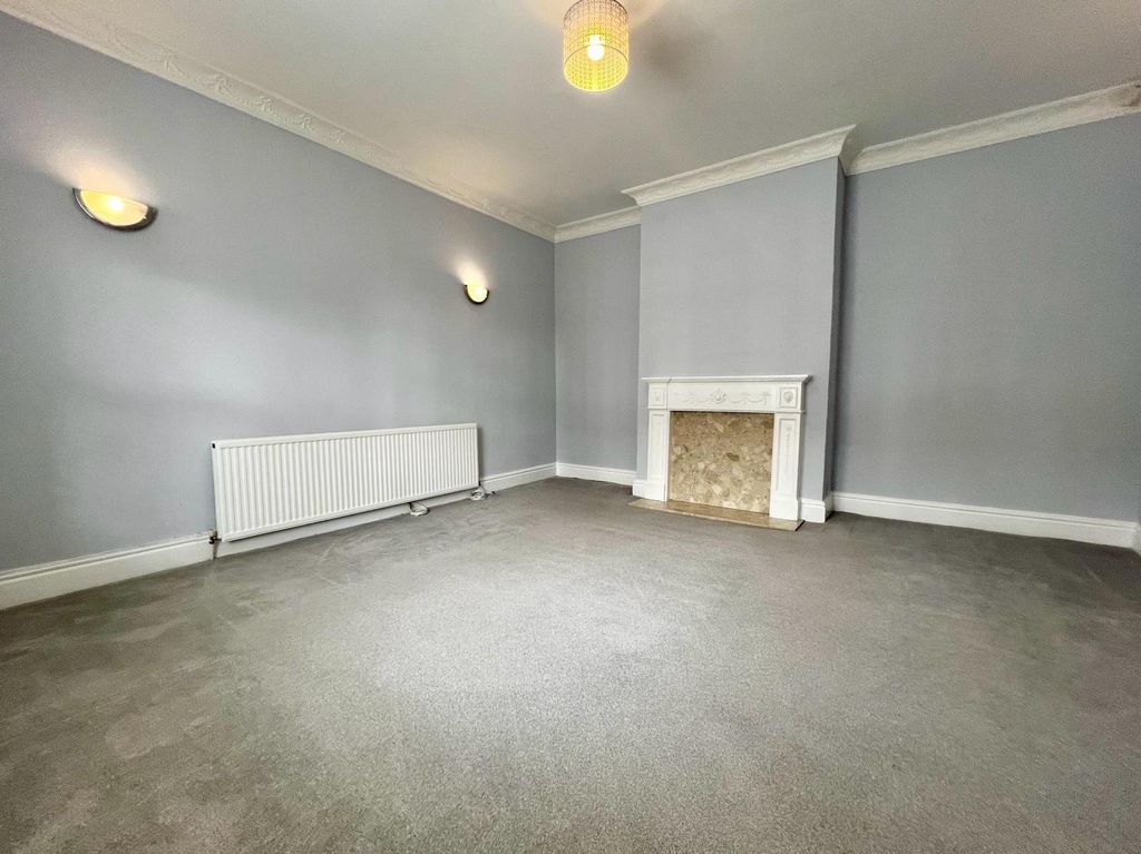 Property photo 3 of 20 Picture No. 30