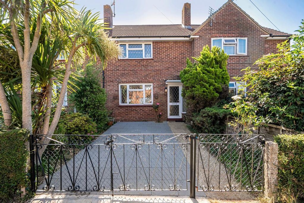 Property photo 1 of 11 1482944-19-6A3Bc0c707F3E.Jpg
