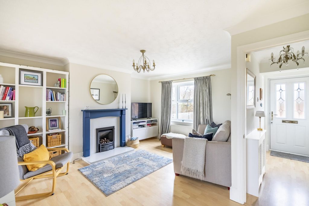 Property photo 2 of 18 Living Room