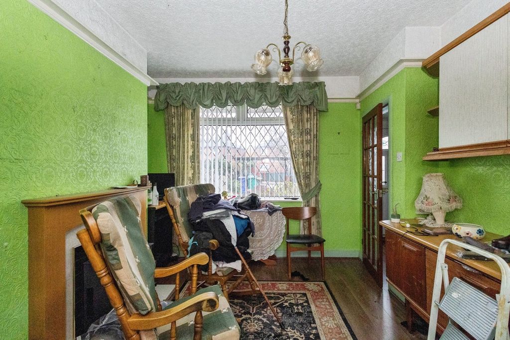 Property photo 3 of 28 Pbox-Img.Jpg