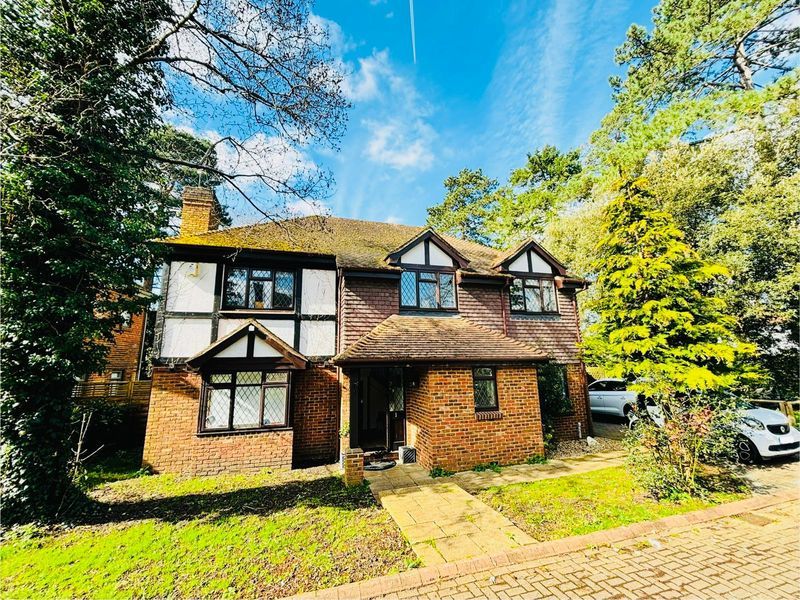 Property photo 2 of 11 Front Exterior