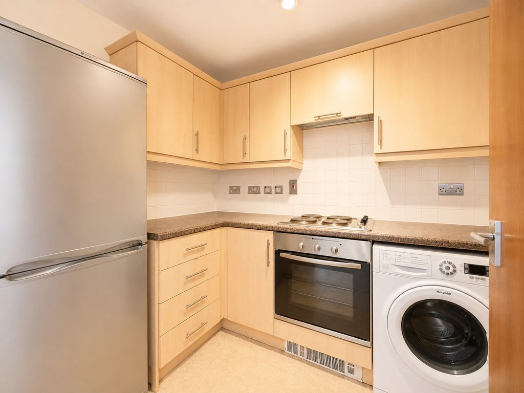 Property photo 3 of 11