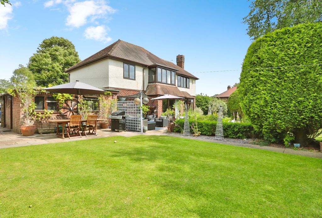 Property photo 1 of 42 3852233
