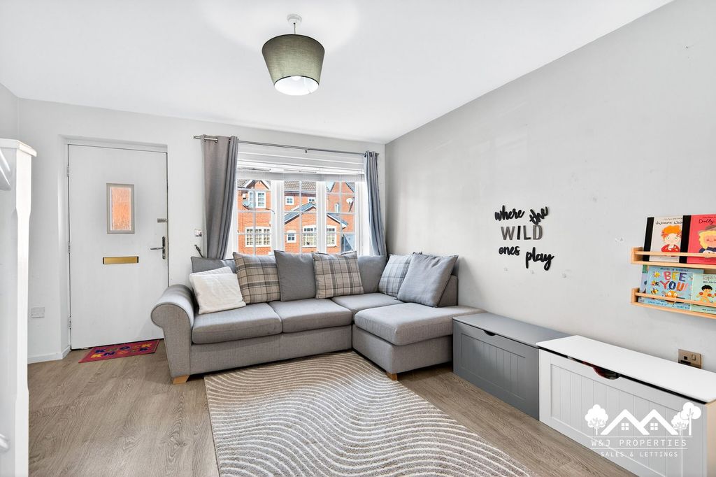 Property photo 3 of 26