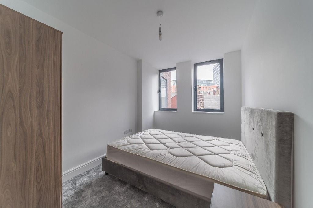 Property photo 3 of 5