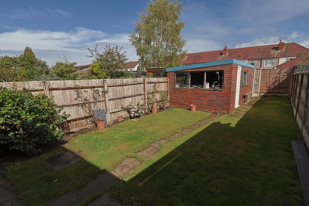 Property photo 2 of 14 Garden