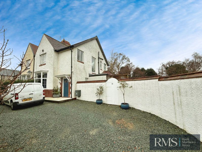 Property photo 2 of 13 Photo 8