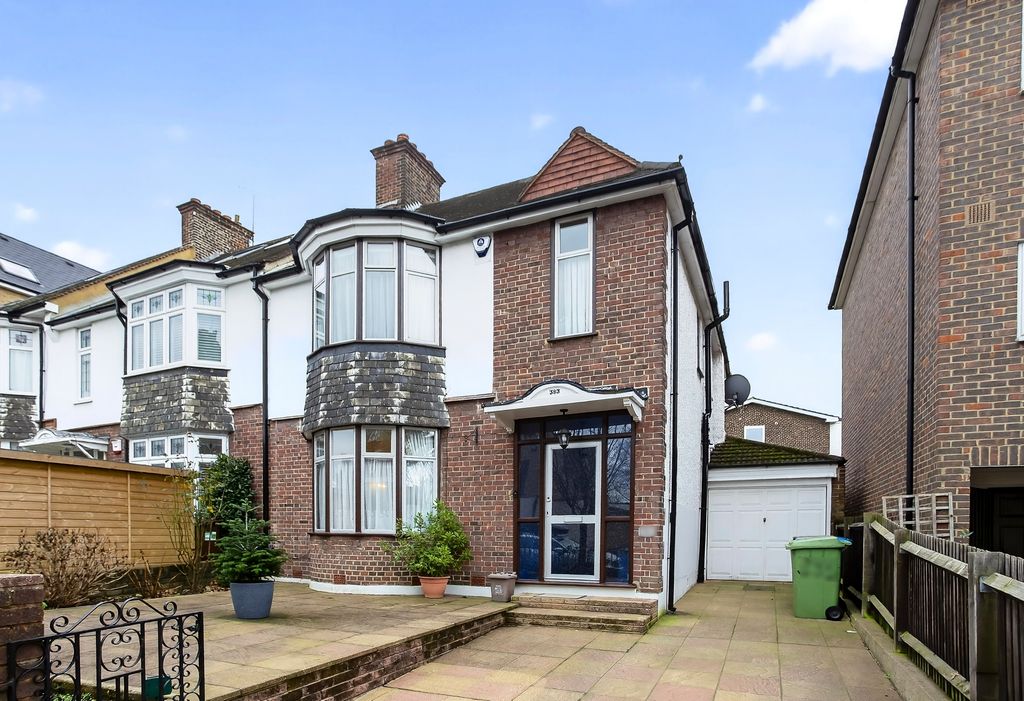 Property photo 1 of 27