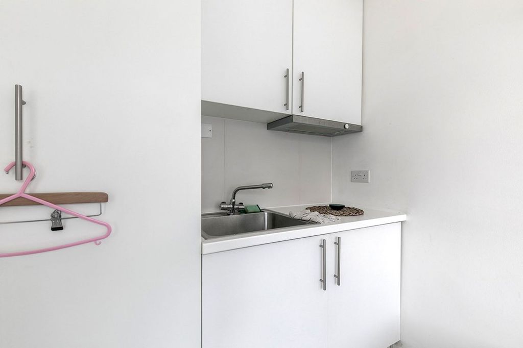 Property photo 1 of 14 Kitchen