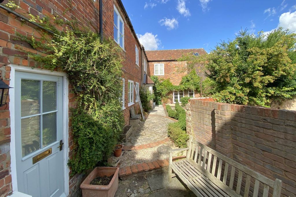 Property photo 1 of 20