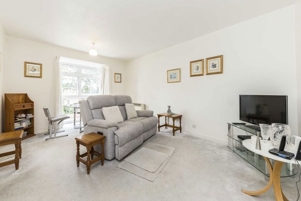 Property photo 2 of 7