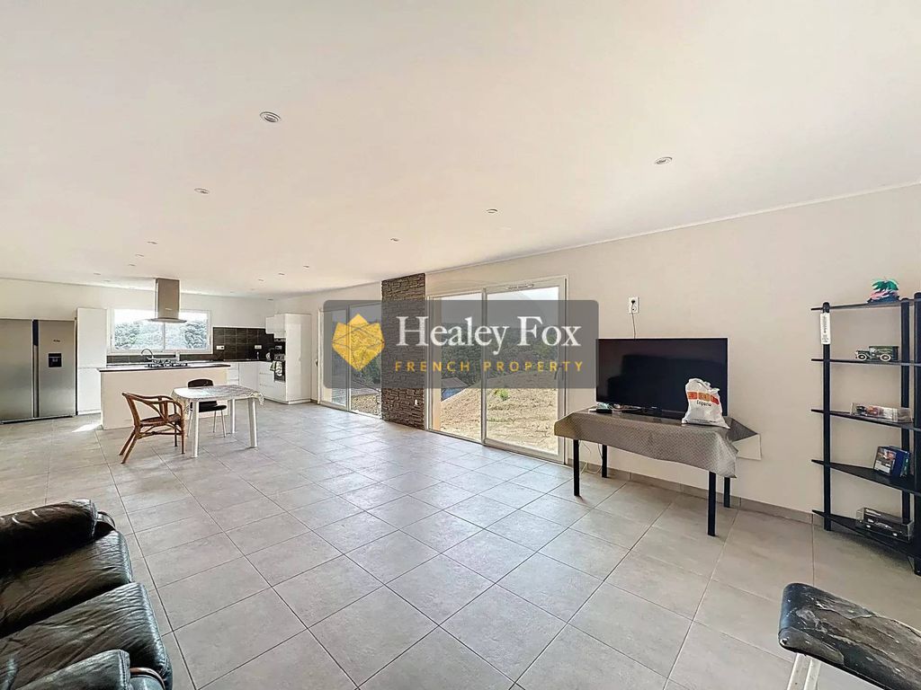 Property photo 2 of 15 310B7E5d5d0Ab4c4664E03d4De08B646