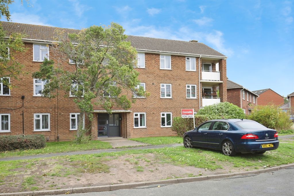 Property photo 1 of 12