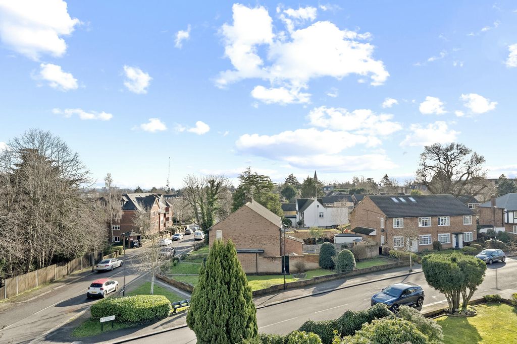 Additional image 25 of 3 bed flat for saleBycullah Road, Enfield EN2