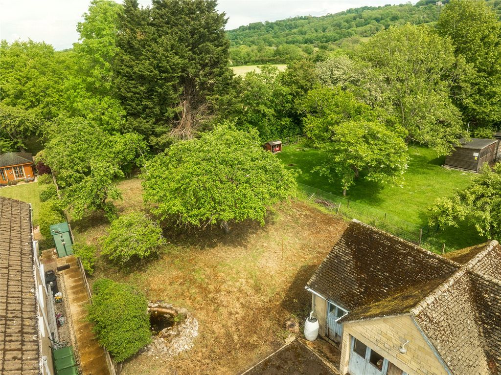 Property photo 2 of 13 Picture No. 25