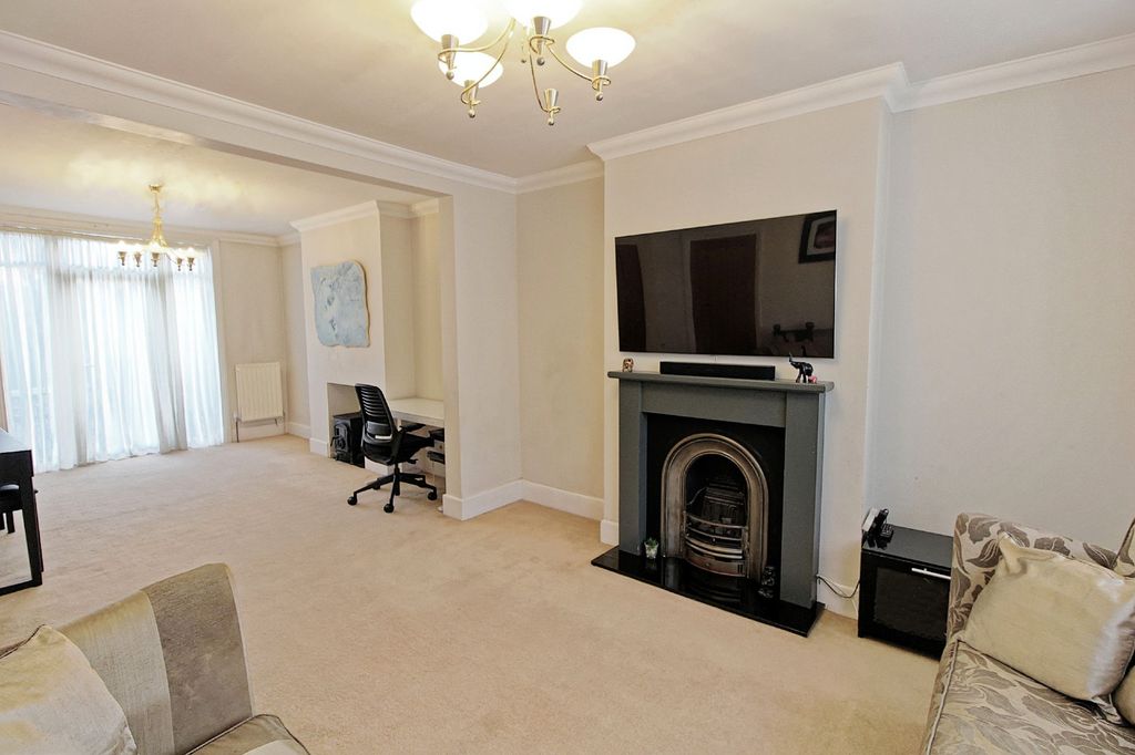 Property photo 2 of 28 Img_5197_Dxo_Edit