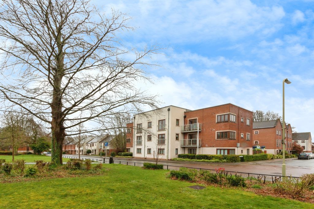 Property photo 1 of 15 Photography