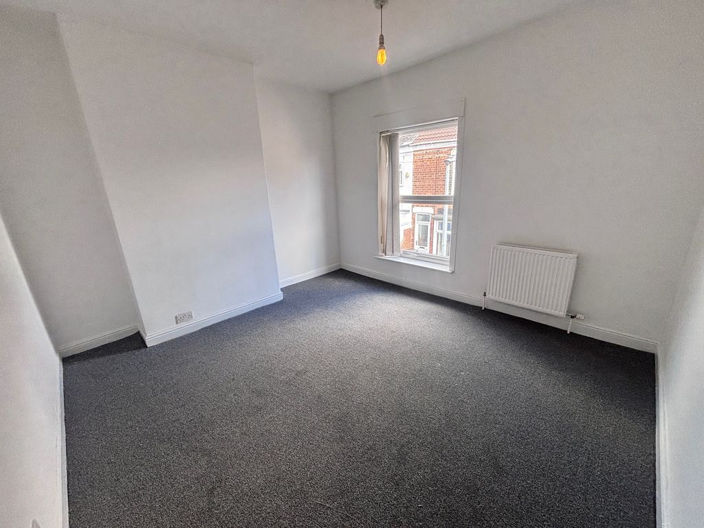 Property photo 3 of 5 Bedroom 1