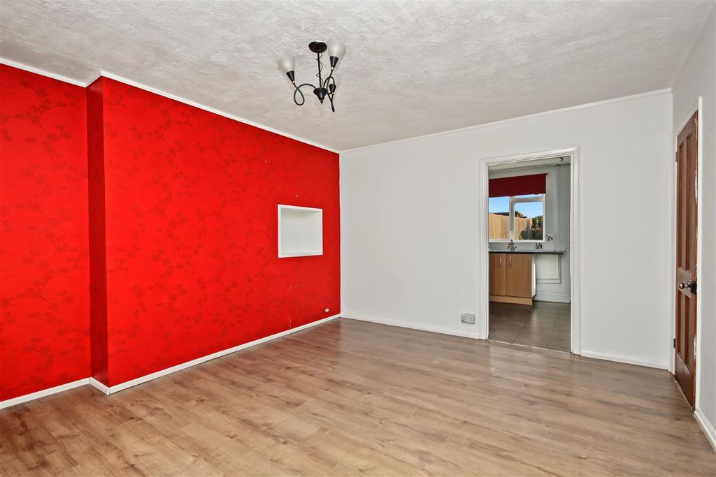 Property photo 3 of 12 Img_0331.Jpg