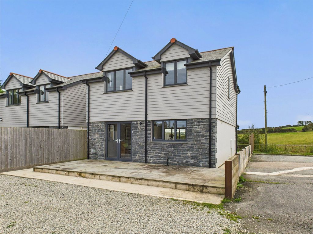 Property photo 3 of 18 Picture No. 02